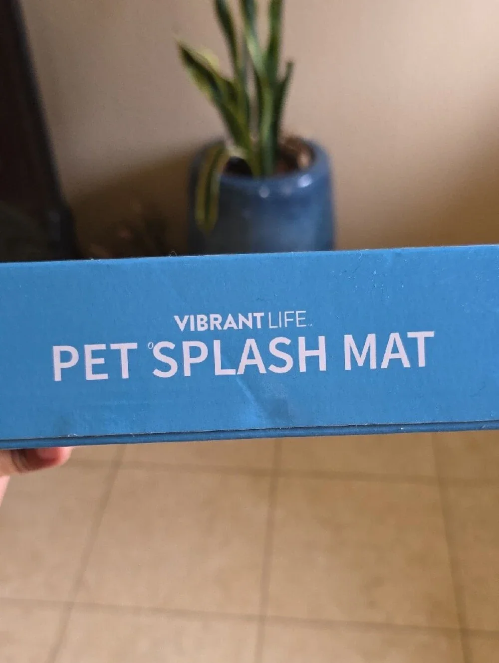 Vibrant Pet Splash Mat - Bright Blue & Yellow